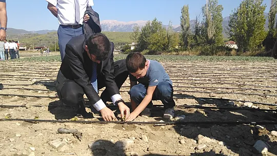 Özel çocukların toprağa dokunma sevinci