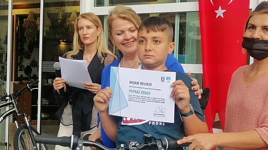 Çocuklar resim yarışması ödüllerini kaptı