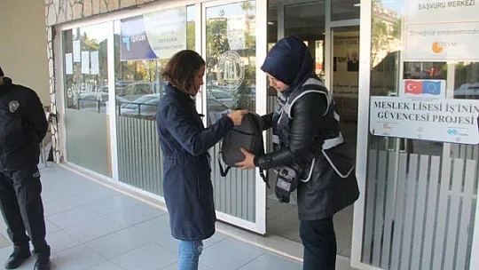 Açık öğretim sınavları sorunsuz geçti