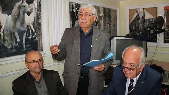 Kıvrak, tekrar başkanlığa seçildi