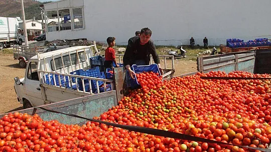 Karayiğit, ''Çiftçimiz Üretmek Zorunda''