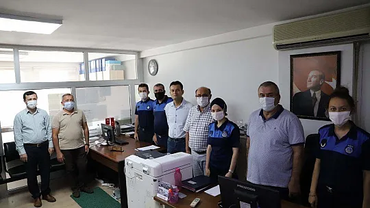 BAŞKAN OTGÖZ'DEN BELEDİYE ÇALIŞANLARINA BAYRAM ZİYARETİ