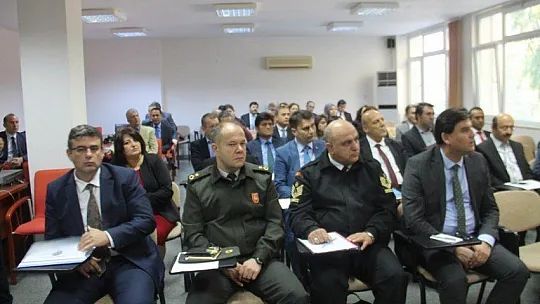 Şahiner, 'Turizm sezonunu sorunsuz geçirdik'