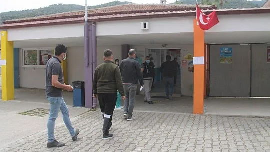 100 adayın katılımı ile yapıldı