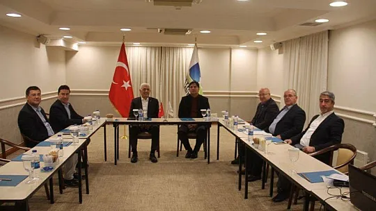 CHP'li belediye başkanları Fethiye'de toplandı