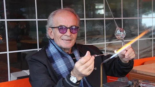 Camdan yılbaşı hediyelerine büyük ilgi