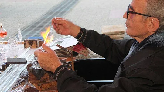 Camdan yılbaşı hediyelerine büyük ilgi