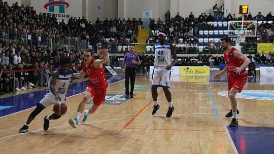 Lokman Hekim Fethiye Belediyespor zirveyi bırakmadı 81-78
