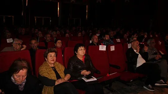 En güzel aşk şarkılarını seslendirdiler