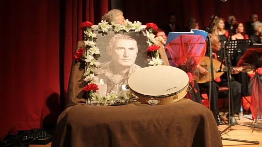 En güzel aşk şarkılarını seslendirdiler