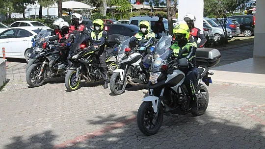 Bin Liralık Yardım Vatandaşa Evinde Teslim Oldu