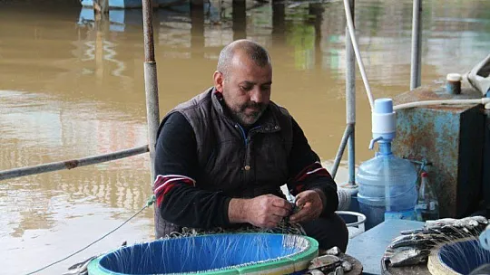Aşırı Yağışlardan Dolayı Deniz Yükseldi