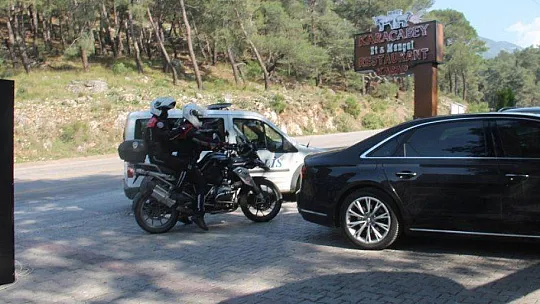 Fethiye'de Polis Ekiplerine Sürpriz Kutlama 