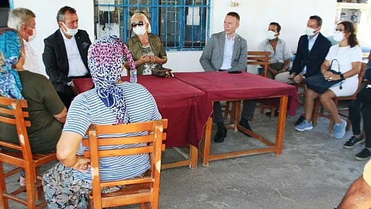 TOBB kadın girişimciler kurulu başkanı yanan mahalleleri ziyaret etti
