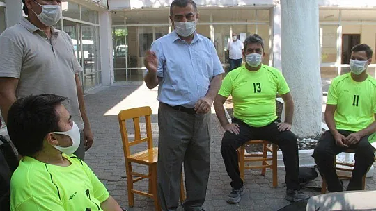 Süper Lig Sporcuları Kaymakam Şahiner'i Ziyaret Etti 