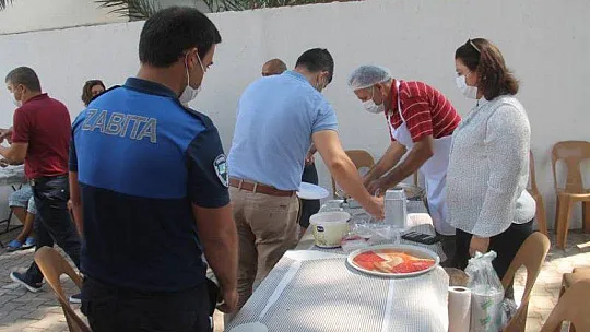AŞURE ETKİNLİĞİNİ GELENEK HALİNE GETİRDİ