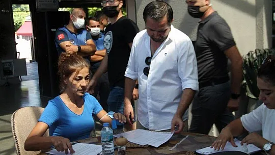 2. Sahil bandındaki restoran ve kafelerin devir işlemleri gerçekleştirildi