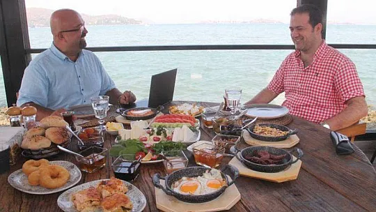 2. SAYIDA AYIN KONUĞU KAYMAKAM FIRAT