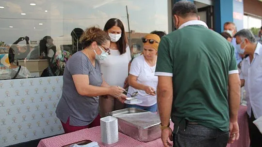 AK Parti Fethiye İlçe Teşkilatından aşure etkinliği