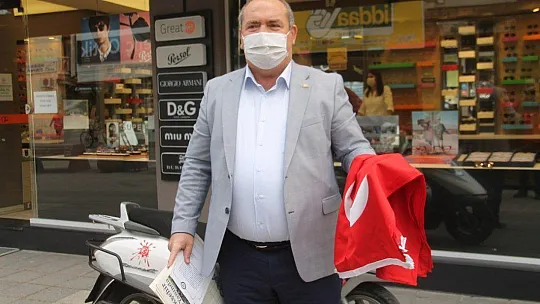 Büyükşehir Belediyesi 3 Bin Adet Türk Bayrağı Dağıttı 