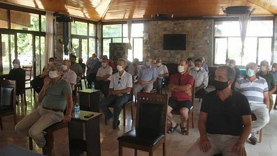 KONGRE ÖNCESİ MAHALLE BAŞKANLARI İLE TOPLANTI YAPTI