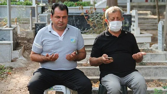 Türk Kadınlar Birliğinden kabir ziyaretleri