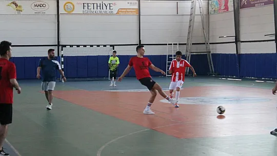 Özel Sporcular, Protokol Üyeleriyle Maç Yaptı 