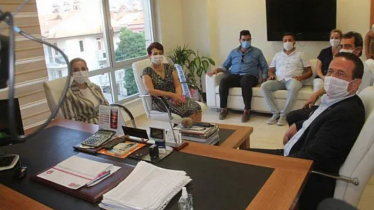 AK PARTİLİ GÖKCAN DEVLET HASTANESİ'Nİ ZİYARET ETTİ