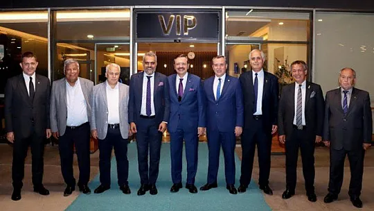 ZİRVE SPOR MORAL YEMEĞİNDE