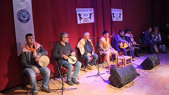 Yörük eğlencesi renkli görüntülere sahne oldu