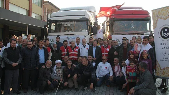 Fethiye'den İdlib'e 2 tır yardım gitti
