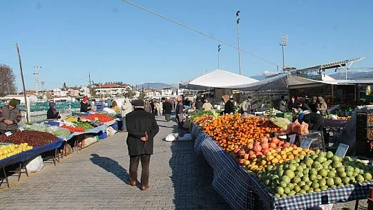 Salı Pazarı'nda Çadırlar Kurulamadı