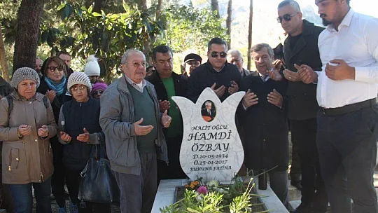 Türkülerin Babası Anıldı