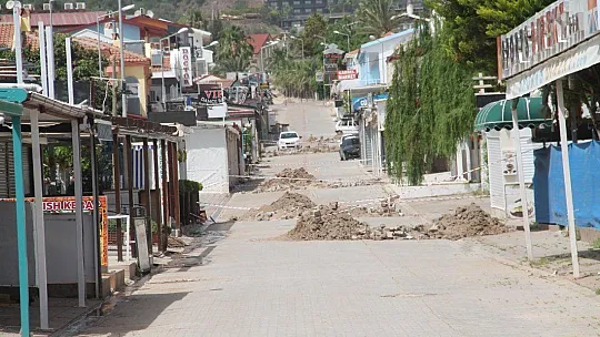 Öztürk 'Ölüdeniz'de Sınıfta Kaldılar'