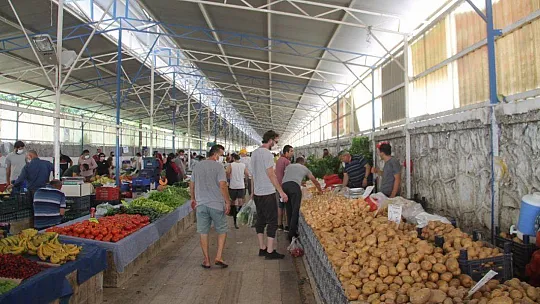 Salı Pazarı'nda bayram alışverişi