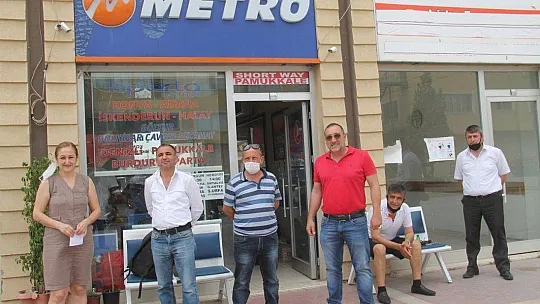 Seyahat izni alanlar otogara akın etti