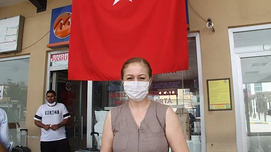 Seyahat izni alanlar otogara akın etti