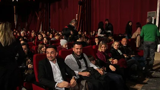 Plastik Aşklar beğeniyle izlendi 