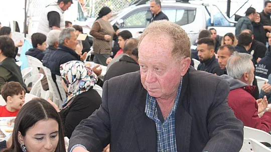 KARADENİZLİ AİLESİNDEN 52 YEMEĞİ HAYRI