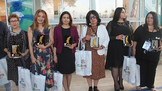 Fethiye'de Denizaltında Yapılan Resimlerin Sergisinin Açılışını Vali Esengül Civelek Yaptı