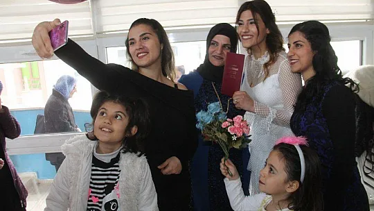 Fethiye'de Sevgililer Gününde 18 Nikah Kıyıldı