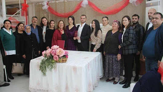 Fethiye'de Sevgililer Gününde 18 Nikah Kıyıldı