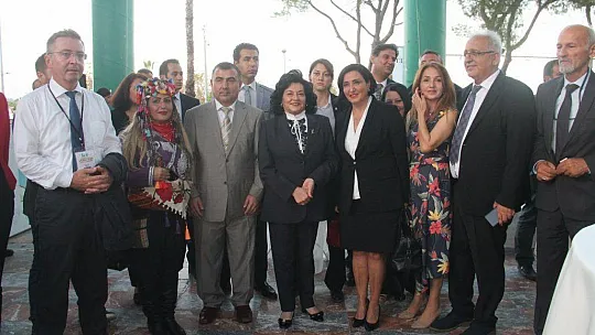 Fethiye'de Denizaltında Yapılan Resimlerin Sergisinin Açılışını Vali Esengül Civelek Yaptı