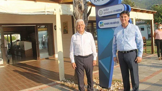 Down Kafe'de incelemelerde bulundular