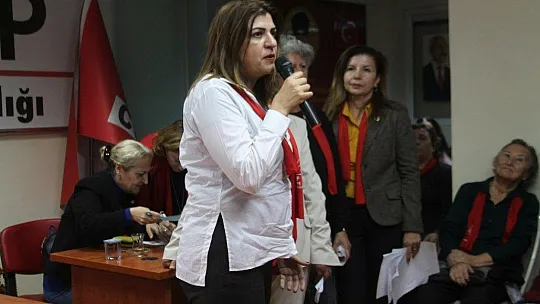 CHP Fethiye Kadın Kolları Başkanı Gülümser Oymak oldu 