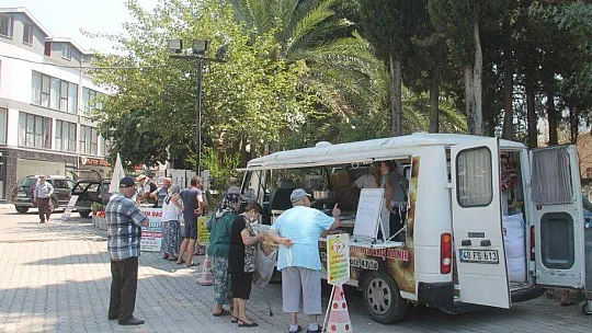 Arife günü mezarlıklar ziyaret edildi