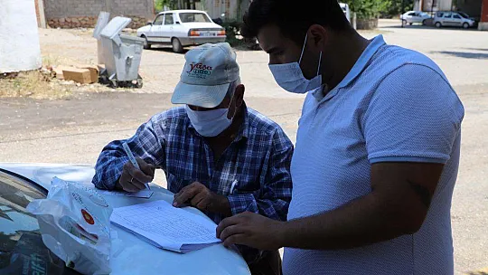 MASKE VE KOLONYA DAĞITIMI İLÇE GENELİNDE DEVAM EDİYOR