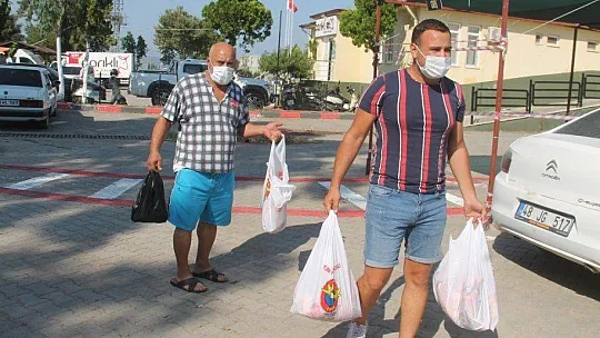 Kurban kesim yerlerinde yoğunluk yaşandı
