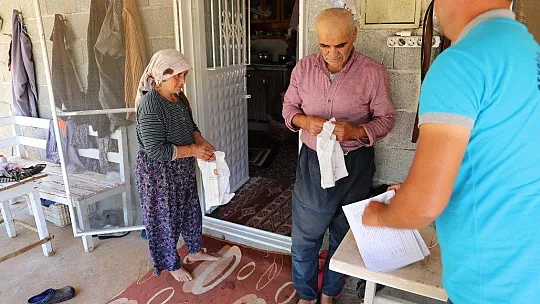 MASKE VE KOLONYA DAĞITIMI İLÇE GENELİNDE DEVAM EDİYOR