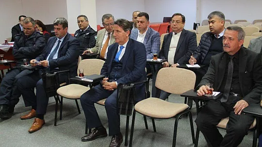 'Çocuklar Geleceğin Teminatıdır'